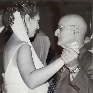 Meet your Posher, Leslie